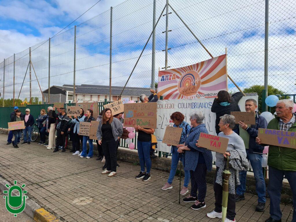 protestas colegio Columbrianos (1)