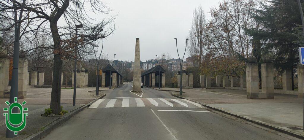 Obelisco Puente Alcalde López Gavela. diciembre 2024 (2) (1)
