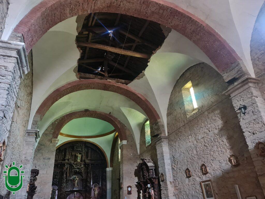 Cae falso techo en iglesia de Arganza. 9 junio 2025