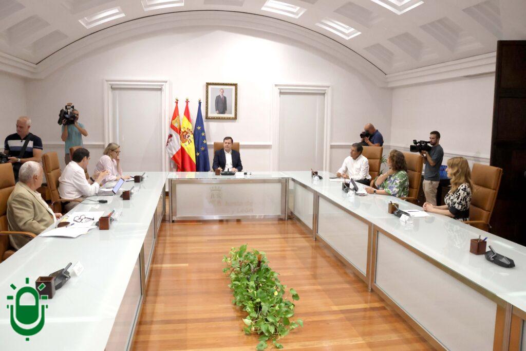Reunión Mañueco y consejeros. Plan de Reconstrucción Incendios 2025