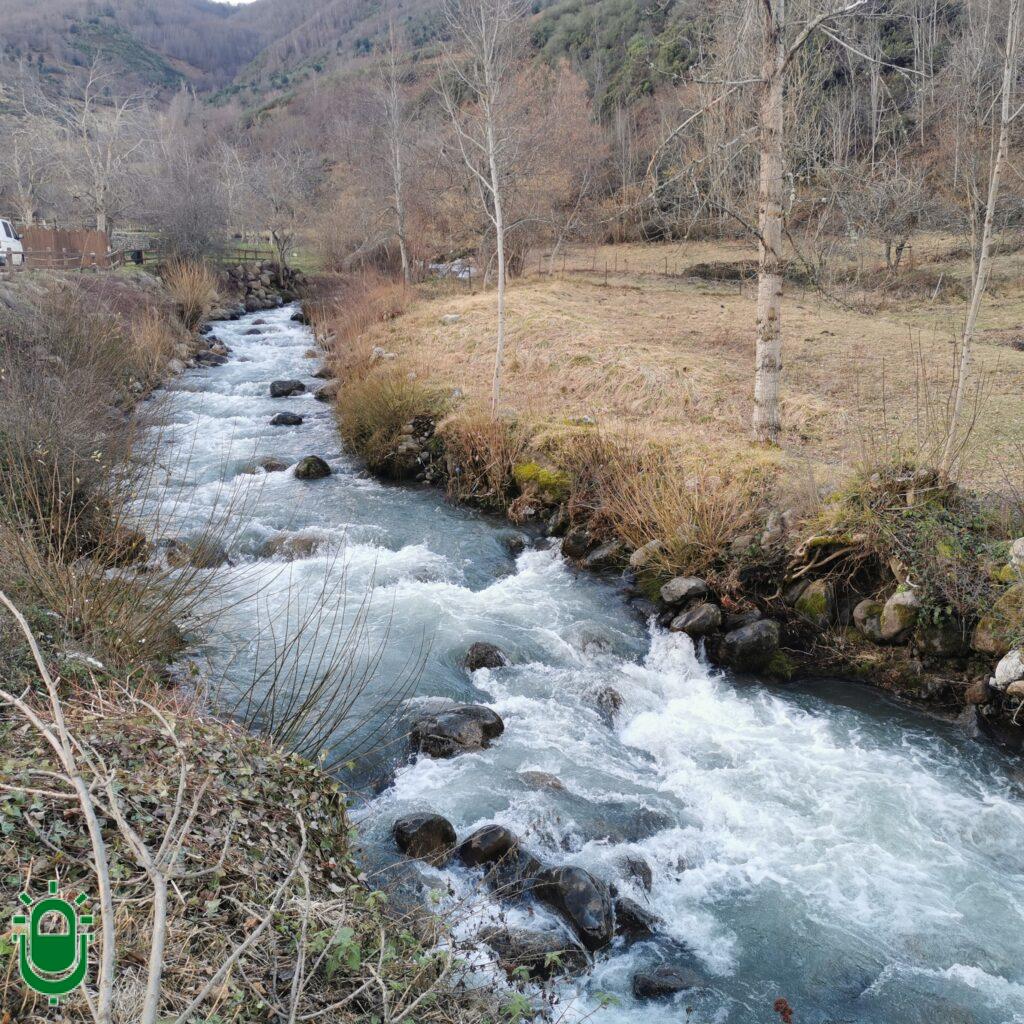 río