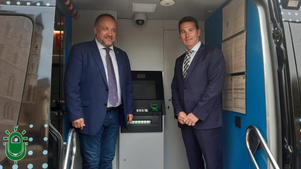 Oficina financiera móvil. Bancobus. Diputación de León
