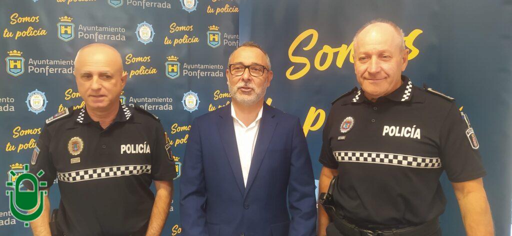 Policía Municipal. Arturo Pereira, Carlos Cortina y Aquilino Borraz. 8 octubre 25 (3)