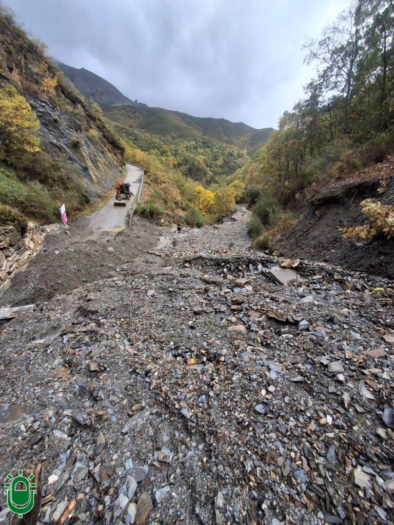 Un vecino de Peñalba camina 21 kilómetros hasta Ponferrada para comprar por la suspensión del transporte a la demanda