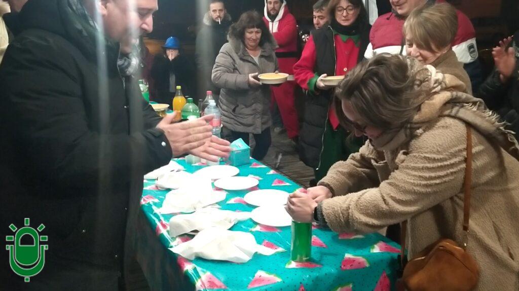 Encendido Vela Navidad 2025 en La Placa. foto.