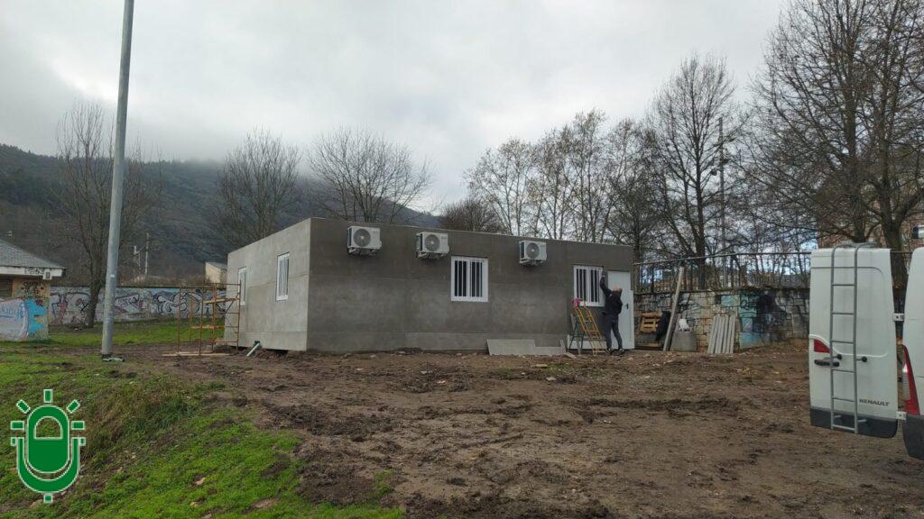 28052a35-15c2-49f0-ad81-5cb98a350fbd