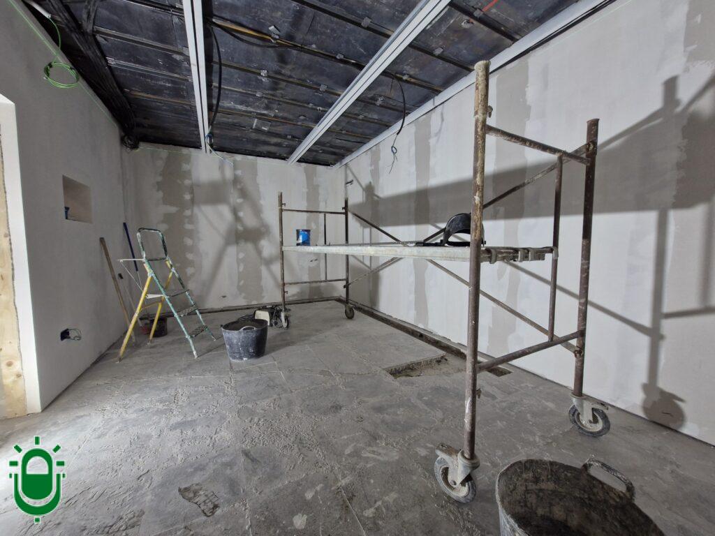 Obras en la nueva sala de Rayos X del Centro de Salud de Toreno