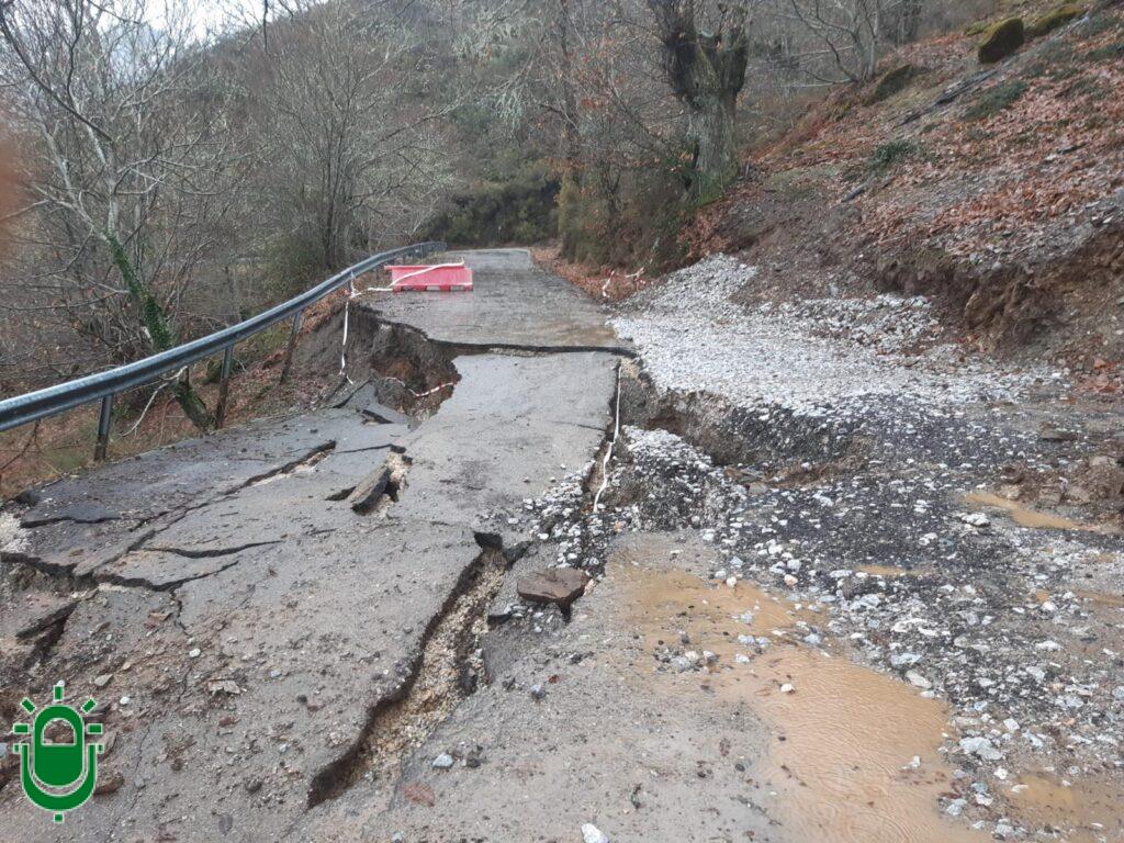 Deslizamiento en carretera de Villarrubín. Oencia. 5 febrero 2026 (2)