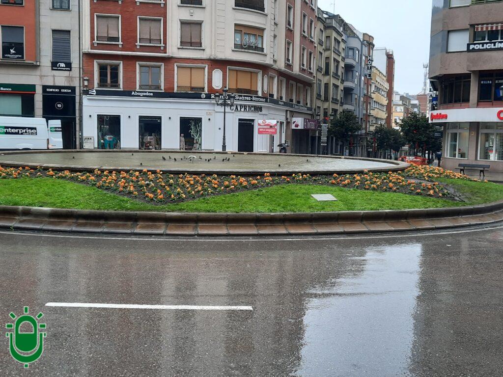 llueve. domingo 21 febrero