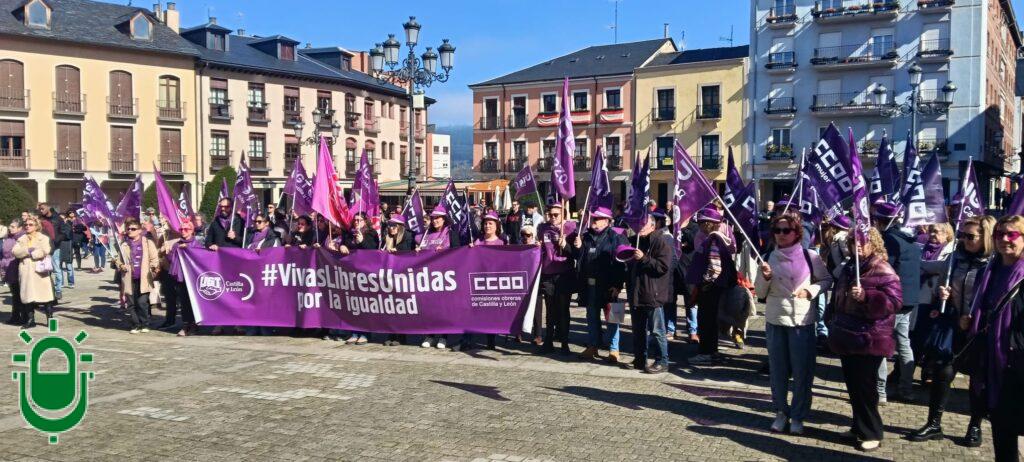 Día Mujeres. 8 marzo 2026. banderas de los sindicatos