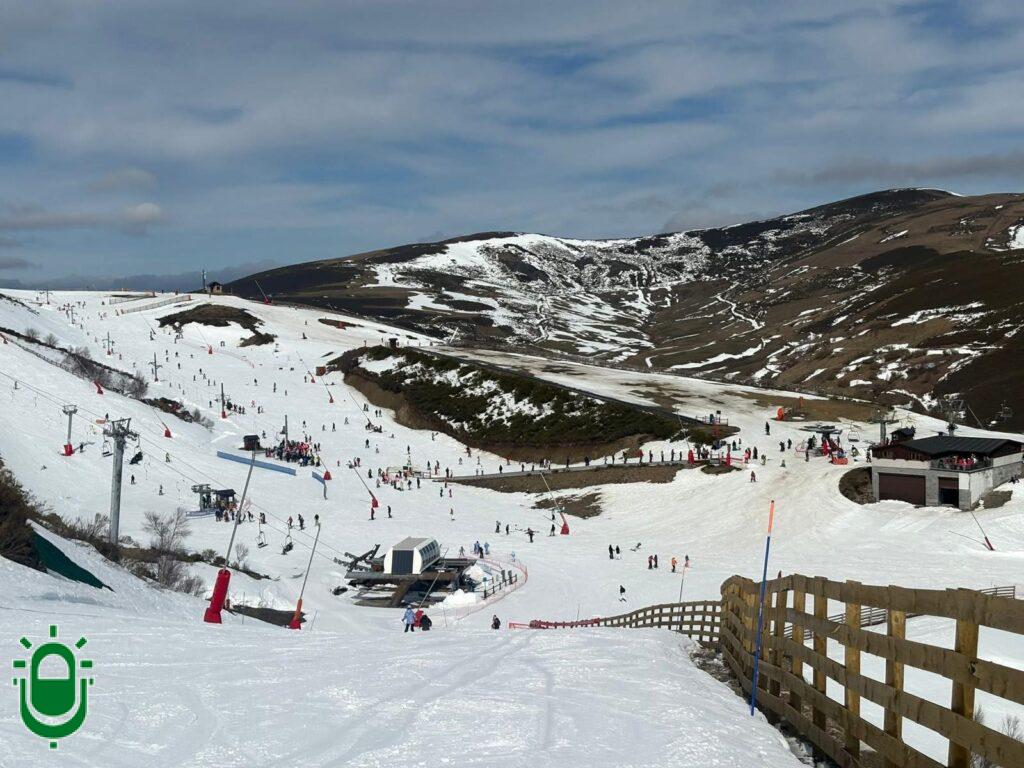 Leitariegos con nieve en marzo 2026