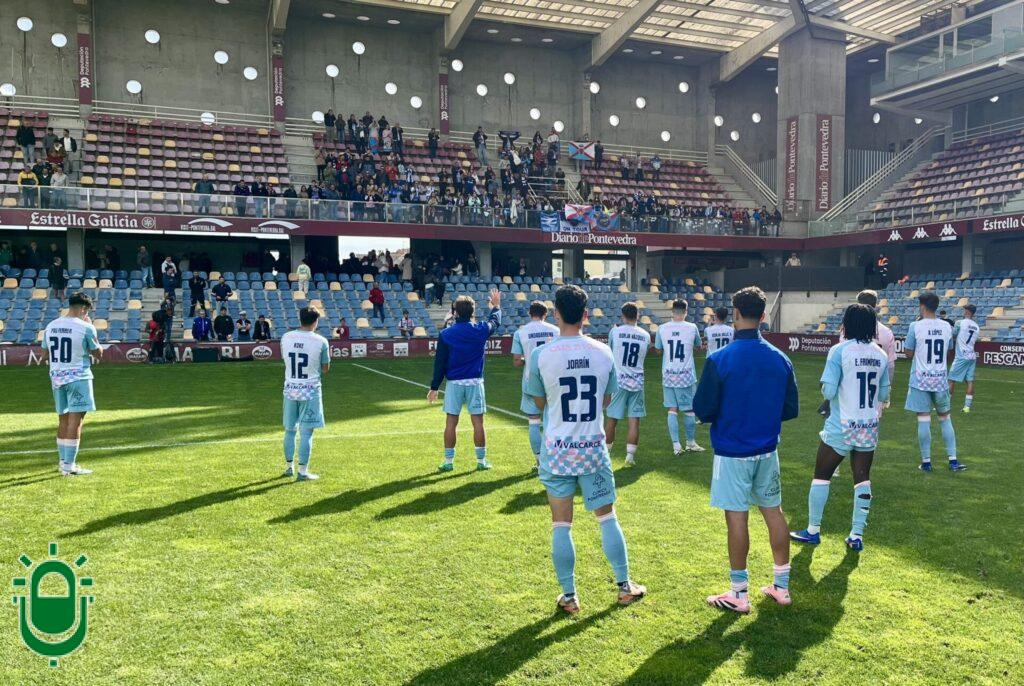 Una Ponferradina irreconocible cae ante el Pontevedra, por tres goles a uno