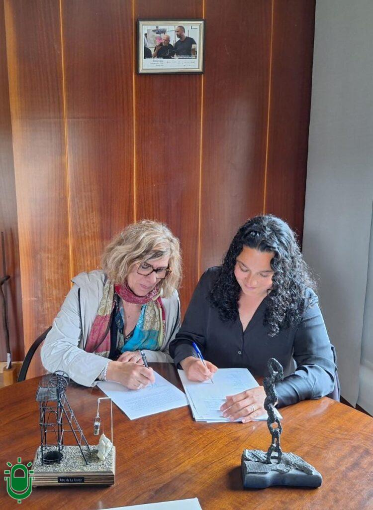 Firma pacto de gobierno Fabero. 26 abril 2024