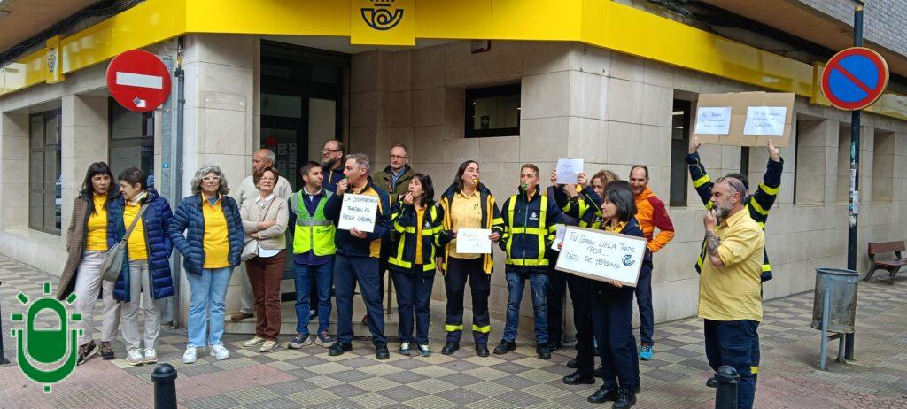 Protesta de los carteros del Bierzo en Bembibre