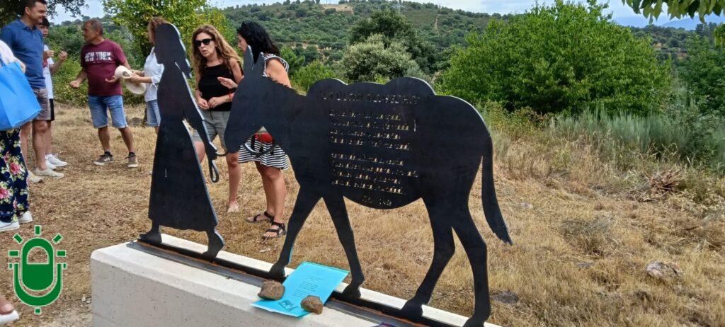 Romeria Pantano de Bárcena 2026. Escultura burrito