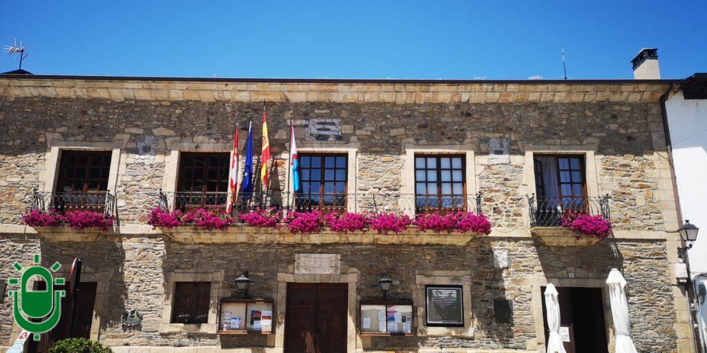 Una avería obliga a restringir el suministro de agua en Villafranca del Bierzo