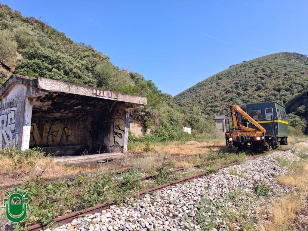 obra tren ponfeblino en el apeadero de Pradilla 18 junio 2026