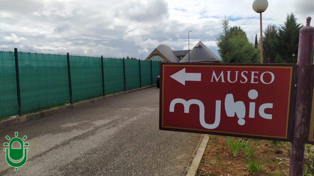El museo MUNIC de Carracedelo se consolida como referente: 48.000 visitas a sus cinco muestras y 235.000 euros de impacto económico