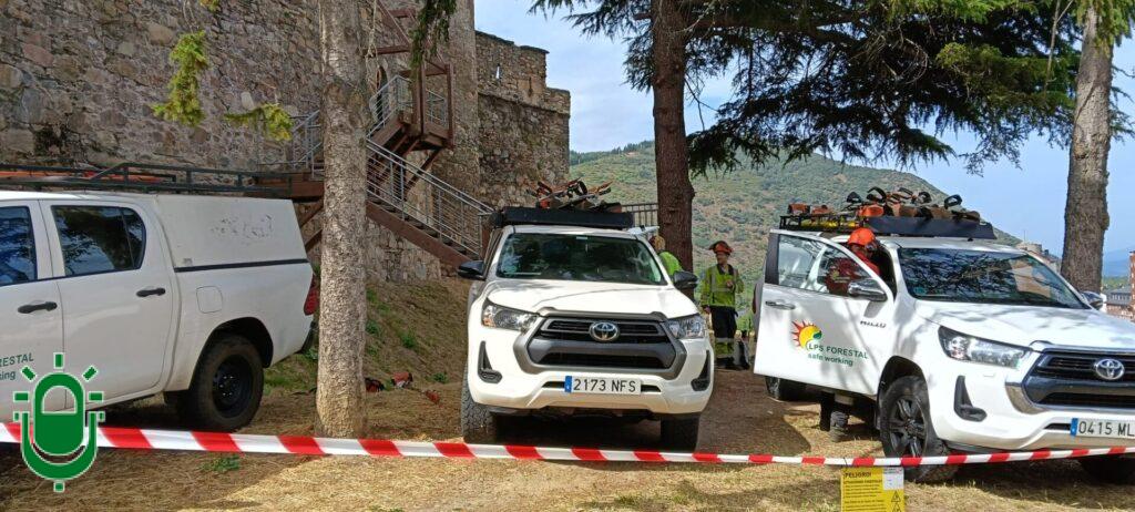 Desbroce Ladera del Castillo de Ponferrada. 14 julio 2026 (vehículos)