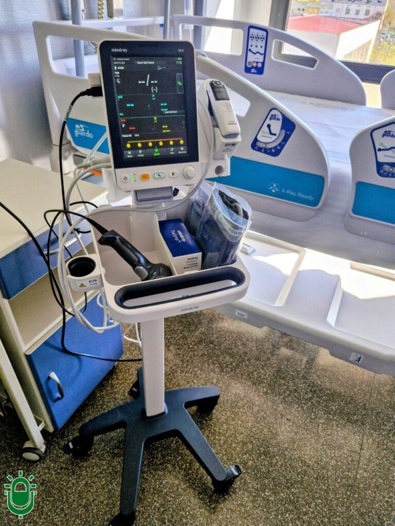Una inversión de más de 100.000 euros permite traer al Hospital del Bierzo nuevos monitores de constantes vitales