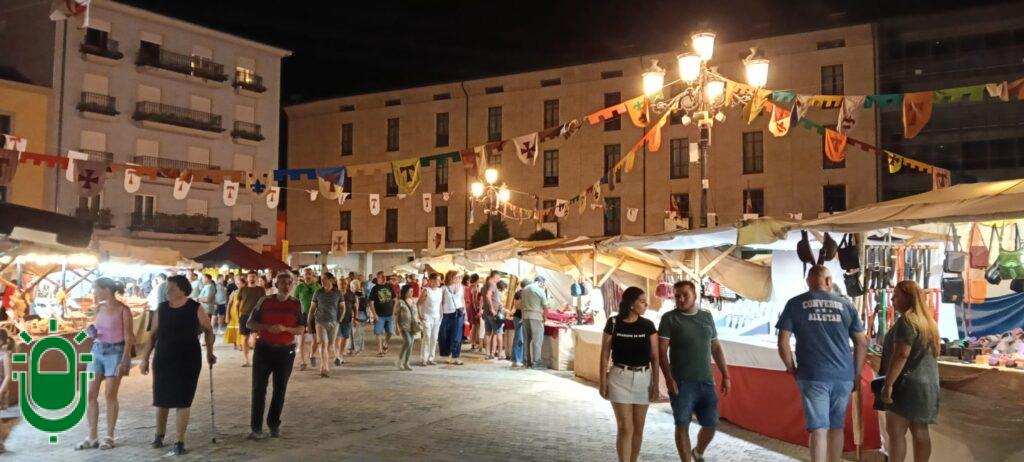 Noche Templaria 2026. Mercado en plaza del ayuntamiento