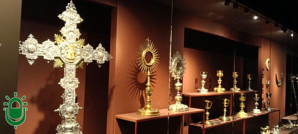 Así es el recorrido por el museo de arte sacro y mirador de la basílica de la Encina