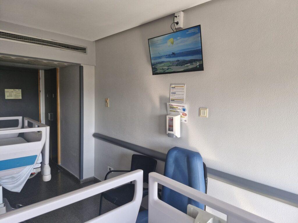 Ver la tele en el Hospital del Bierzo ya es gratis, en todas las habitaciones