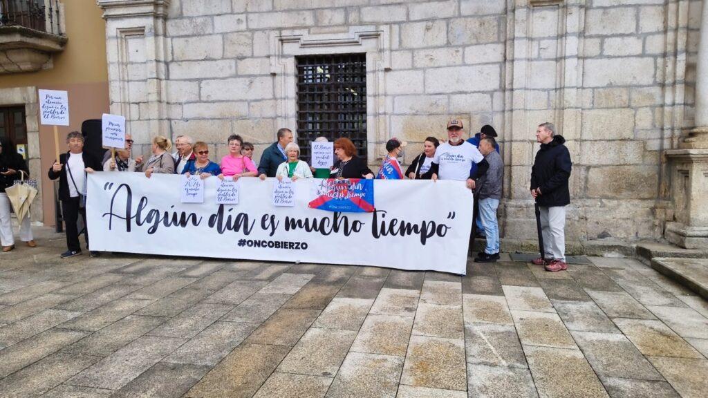 OncoBierzo vuelve a denunciar la falta de profesionales sanitarios en el Bierzo