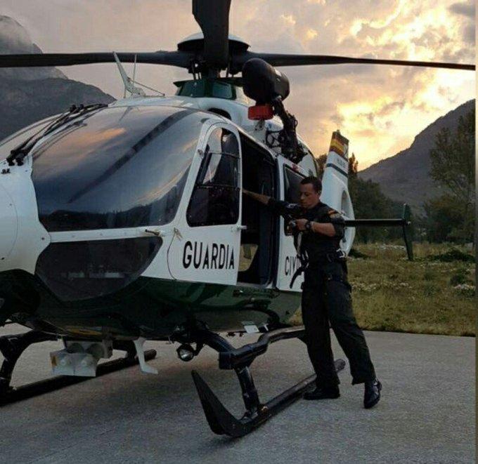 Fallece un hombre de 48 años tras caer con una excavadora por una ladera