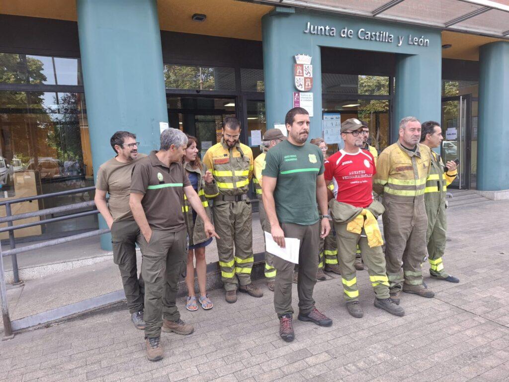 Los agentes medioambientales amenazan con no hacer mas guardias si no mejoran sus condiciones laborales