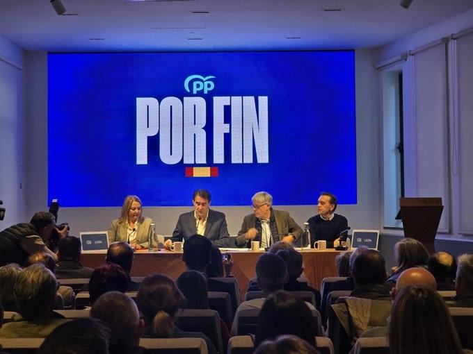 La designación de Ester Muñoz como número 1 del PP de León condiciona la representación berciana en la candidatura