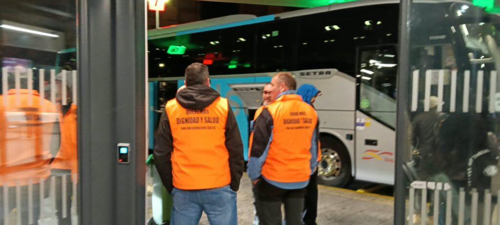 piquete informativo huelga buses. 30 octubre 2026